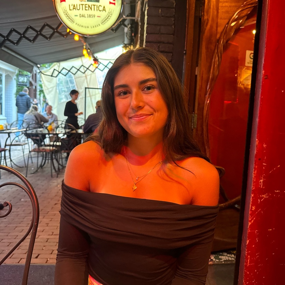 Meet your Posher, Tessa